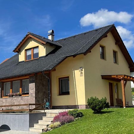 Apartman U Kovaru Kasperske Hory Exterior photo